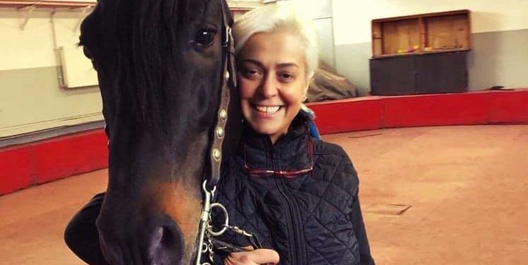 VIDEO | Monica Anghel face acrobații pe cai, la circ. „Îmi doresc să cânt călare”