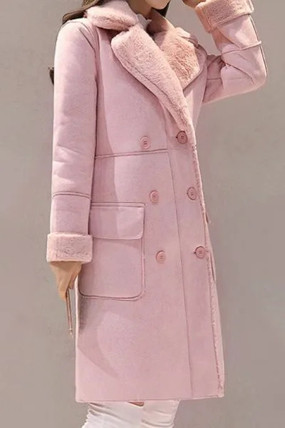 Fashion în sezonul rece. Cum ne alegem cele mai importante piese vestimentare