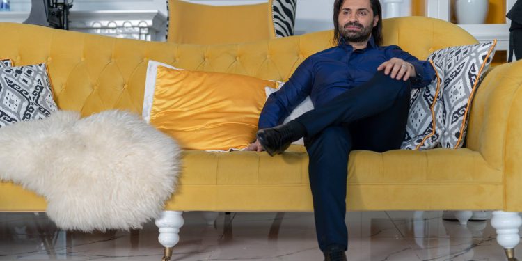 Ce face Pepe cu barul pe care îl are în buricul Capitalei. A vrut să-l vândă cu 530.000 de euro