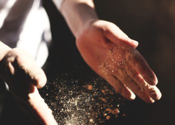 Soluții pentru îndepărtarea prafului pe timp de vară