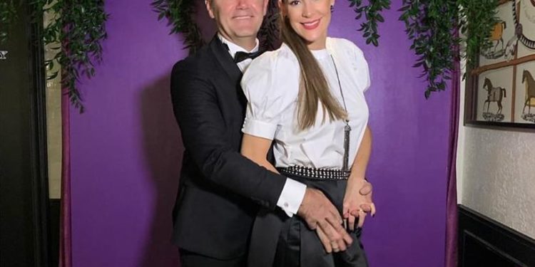 Roxana Ciuhulescu a slăbit 12 kilograme după ce a născut. „Țin dietă și fac sport”