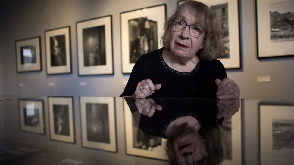 Fotografa de origine elveţiană Sabine Weiss, figură a umanismului, a murit