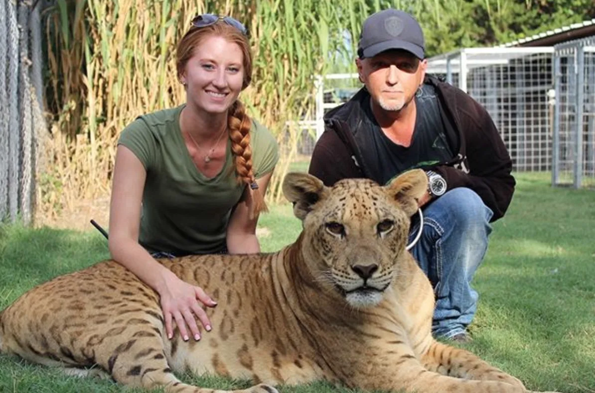 Jeff Lowe, starul Tiger King, dat în judecată pentru „tratamentul inuman” asupra animalelor