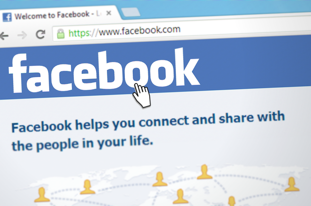 Facebook va permite transferul de fotografii și clipuri video către Google Photos