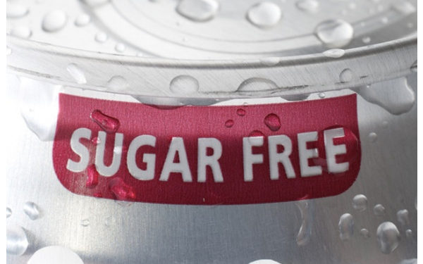 Îngraşă sau nu sucurile fără zahăr?