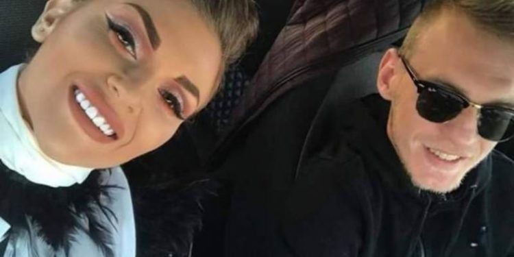 Iubitul Oanei Radu a murit. Mesajul transmis pe pagina ei de Facebook a înlăcrimat o țară întreagă