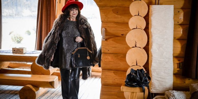 Virginia Rogin a-nvățat meserie de la Dem Rădulescu. „Dacă nu intram la Actorie nici a treia oară, mă făceam avocat”