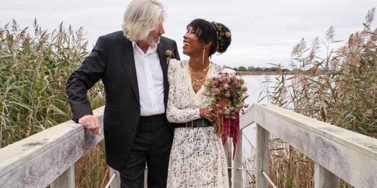 Celebrul Roger Waters s-a căsătorit cincea oară