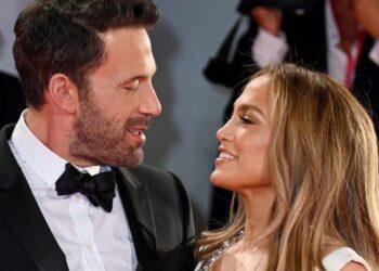 JENNIFER LOPEZ ȘI BEN AFFLECK SUNT ”DESCHIȘI” SĂ SE LOGODEASCĂ.