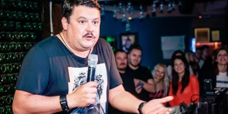 CÂT COSTĂ UN BILET LA UN SHOW DE STAND-UP COMEDY CU MIHAI BOBONETE?