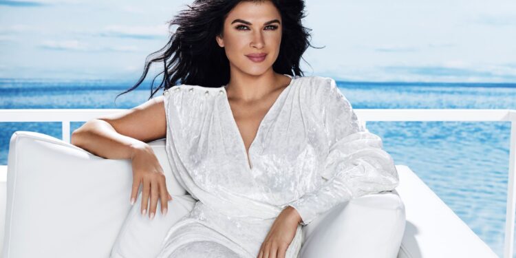 monica birladeanu sexy