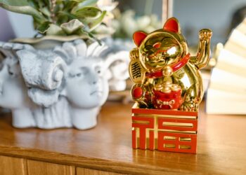 5 simboluri și obiecte feng shui care atrag bogăția în casa ta