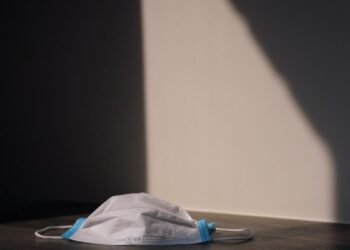 Spania adaugă 22.182 de cazuri și 284 de decese cu covid-19, în timp ce incidența crește cu aproape 10 puncte