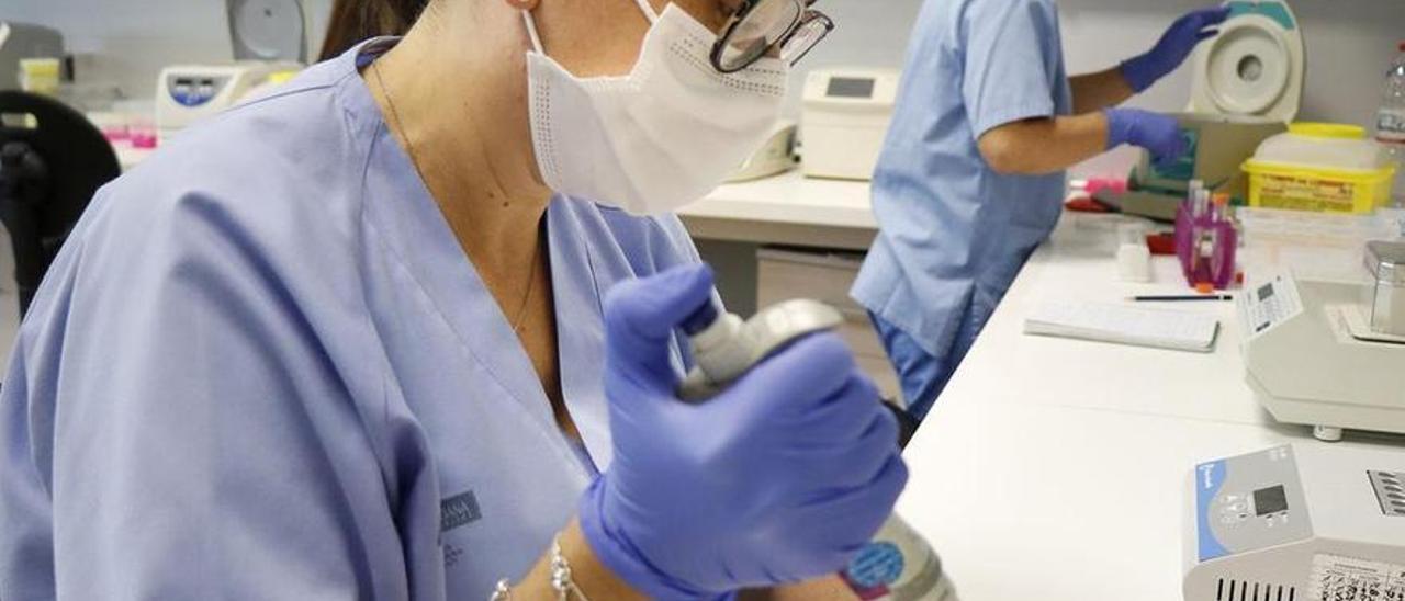 Mai multe femei vor muri de cancer pulmonar decât cancer de sân până în 2025