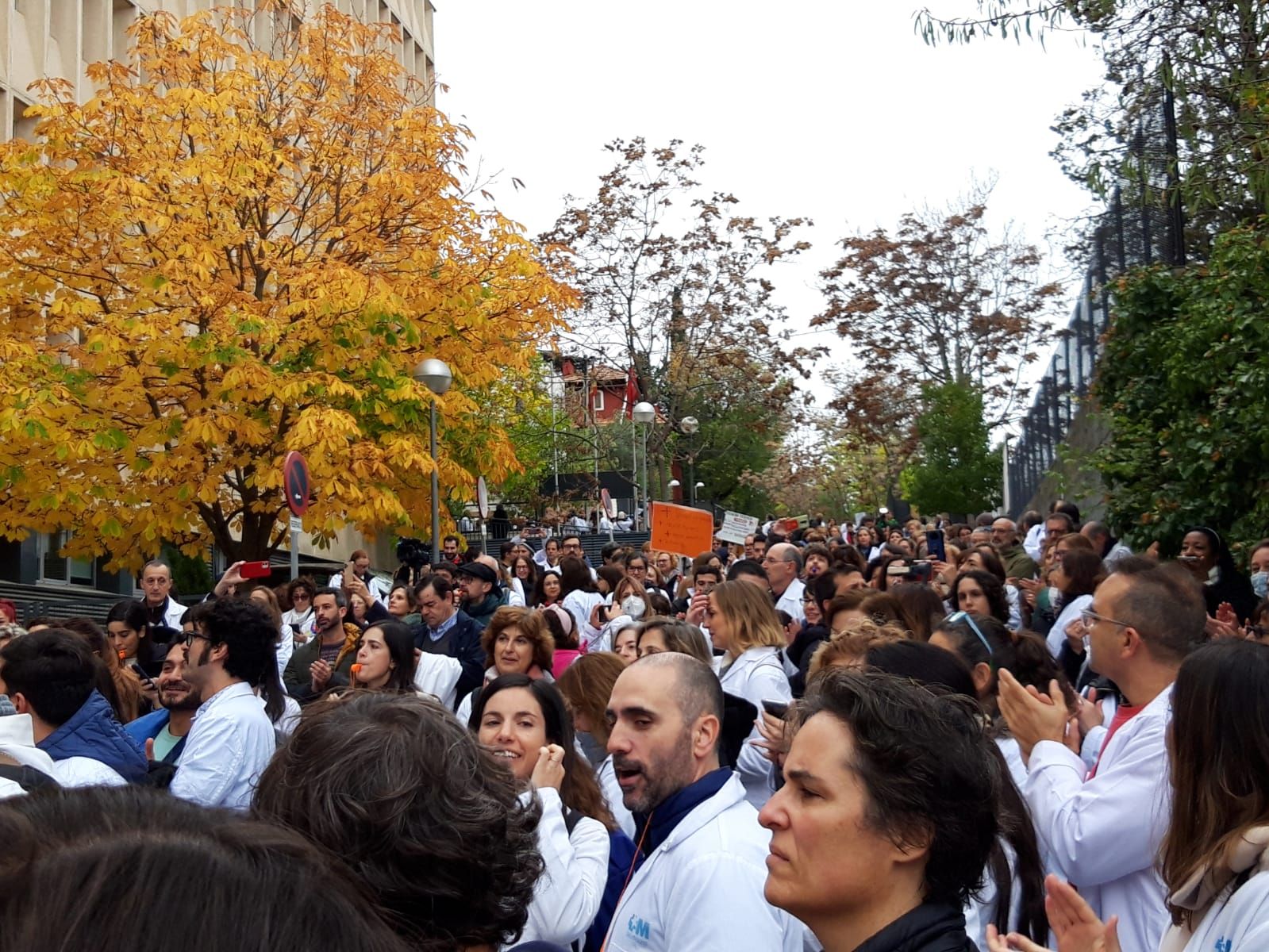 Sindicatul medical din Madrid denunță "spectaculos" monitorizarea grevei în centrele de sănătate