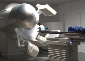 Un studiu susține utilizarea inteligenței artificiale pentru a planifica radioterapia