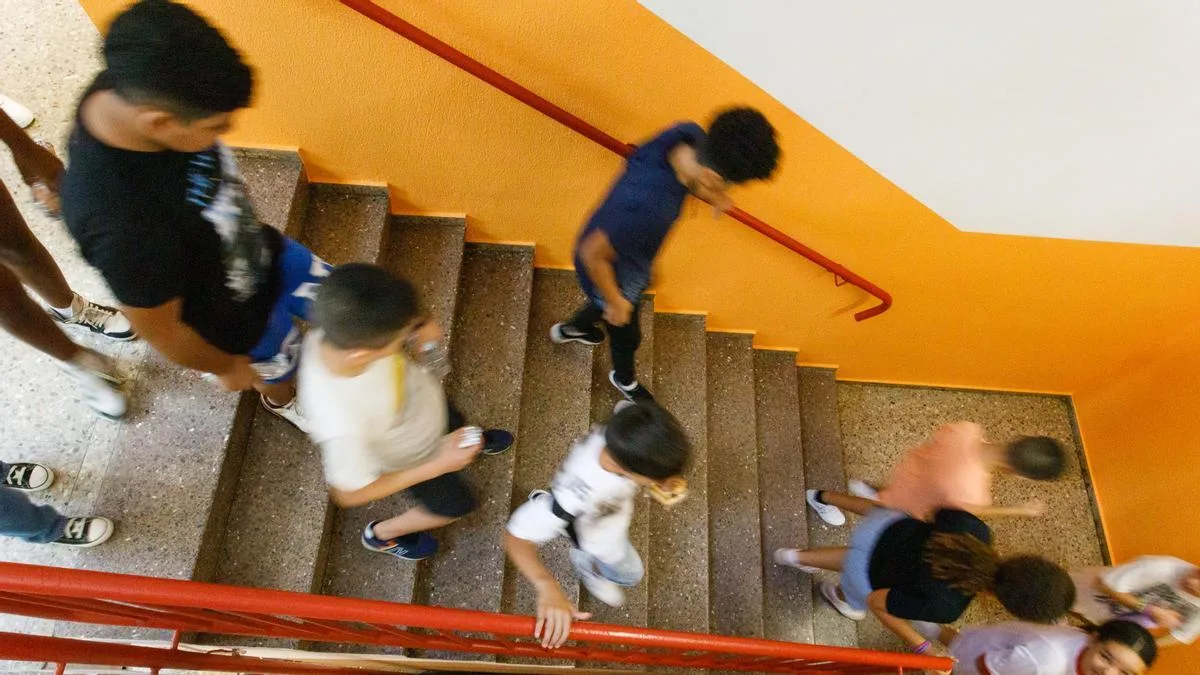Unul din trei infractori sexuali asupra copiilor este, de asemenea, minor