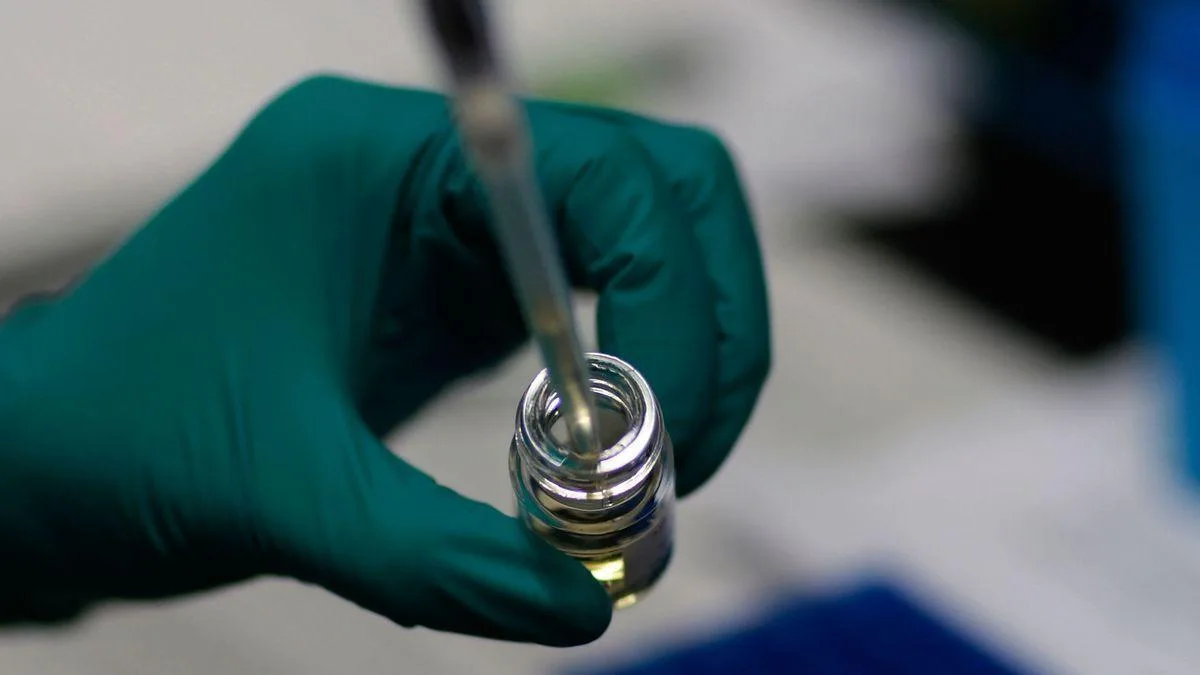 Undă verde pentru un nou tratament pentru HIV: o înțepătură de șase ori pe an pentru a ține boala la distanță