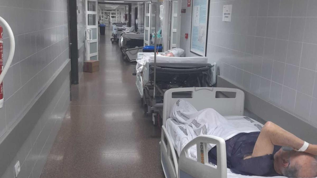 "Este inuman să ai o persoană la urgență 24 de ore pe zi într-un fotoliu sau în paturi aglomerate fără intimitate"