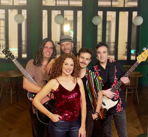 Silvia Marsó împărtășește fotografia ei preferată Actrița pozează la premiera „Bluesroots”.