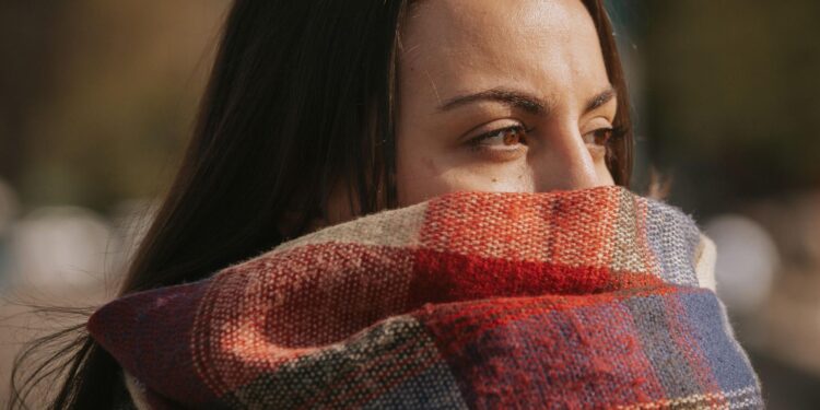 Suferința Mariei, afectată de alergia rar întâlnită la frig: "Sunt zile în care nici măcar nu pot purta blugi"