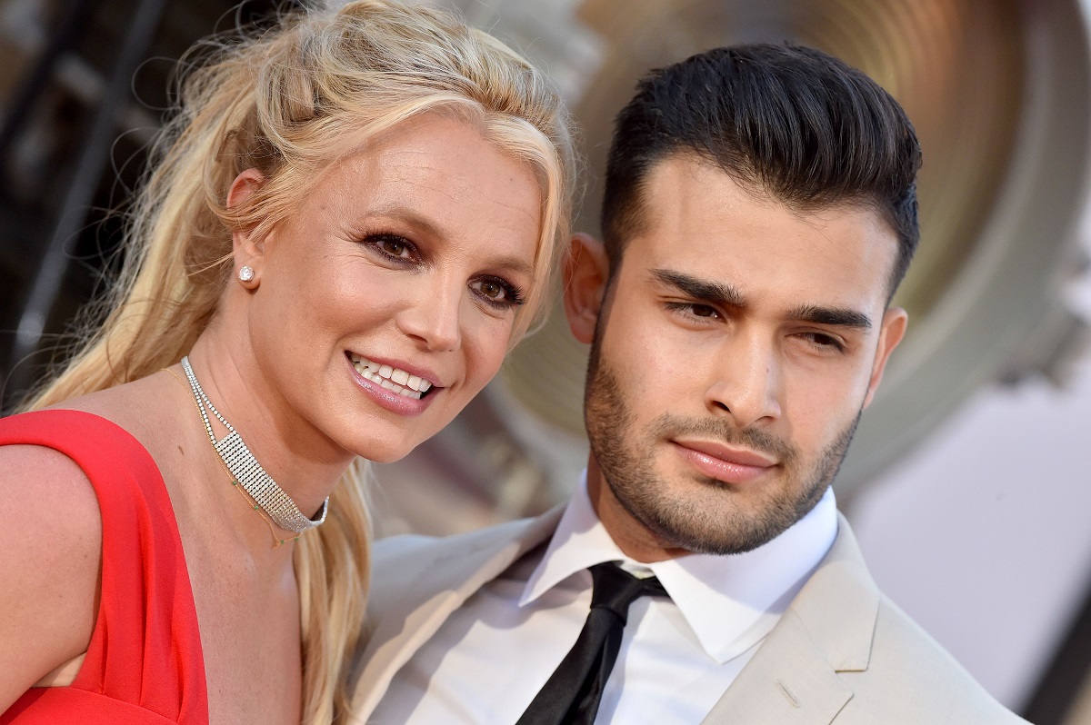 Vă oferim un tur al impresionantului conac căsătorit al lui Britney Spears