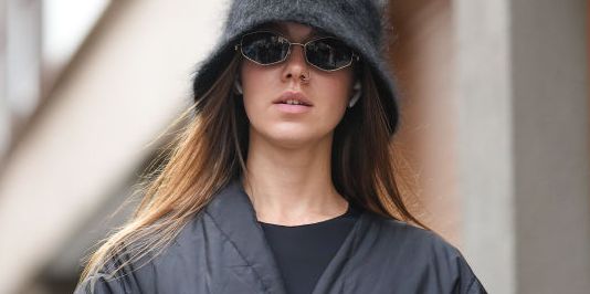 Palton și eșarfă Sfera