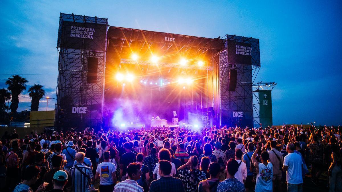 Acesta este posterul Primavera Sound 2023