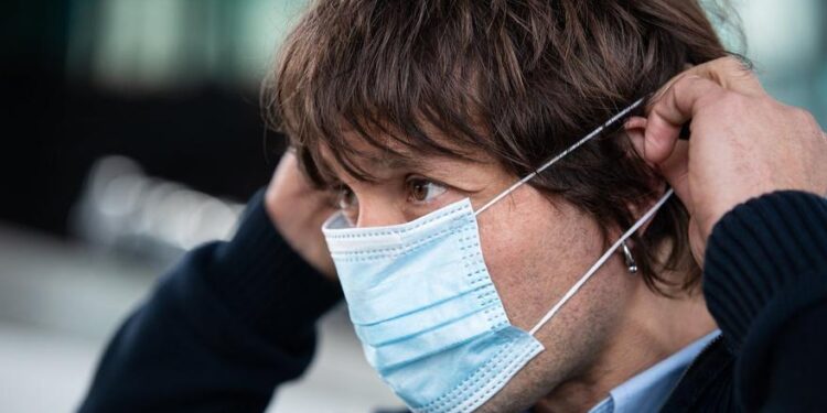 Infecțiile respiratorii cresc cu 6,5% în Catalonia, iar gripa este virusul care crește cel mai mult