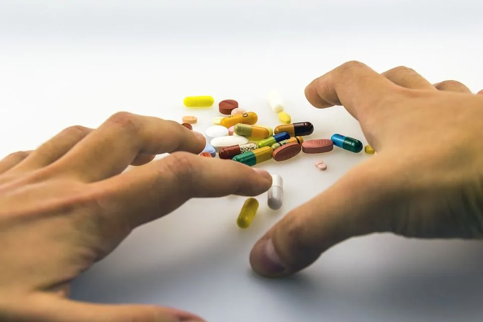 Toxicologia înregistrează o creștere a tentativelor de sinucidere prin droguri psihoactive