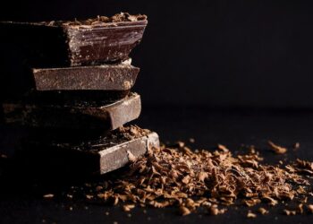 Lista completă a companiilor care au distribuit ciocolata neagră a alertei alimentare