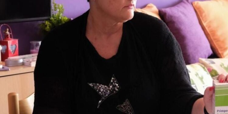 O pacientă cu cancer ovarian: "Mi-au dat o speranță de viață atât de scurtă încât de la spital mi-am vândut casa"