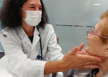 Peste 2,5 milioane de spanioli cu disfagie sunt expuși riscului de malnutriție și sufocare