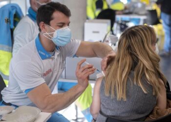 Mortalitatea cauzată de Covid-19 în lume între 2020 și 2021 a fost de aproape trei ori mai mare decât cea estimată