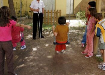 Copiii sub 10 ani cu idei suicidare au nevoie de mai mult de un an pentru a cere ajutor