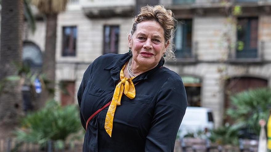 Deborah Levy: „Cu cât lumea este mai puțin binară, cu atât mai bine”