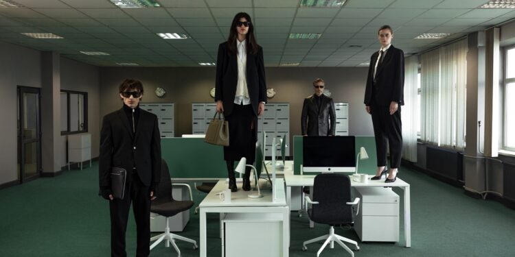 Work/life balance într-o lume a noilor tehnologii – campania Back to Office prin prisma MODIVO