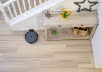 Navigare fără efort: la ce nivel a ajuns tehnologia de deplasare a aspiratoarelor robot