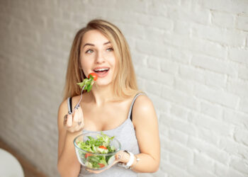 5 mici modificări ale dietei tale care te vor face să te simți mai proaspăt și mai activ