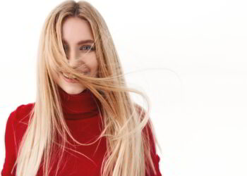 Trucuri care fac diferența când vrei un blond uniform