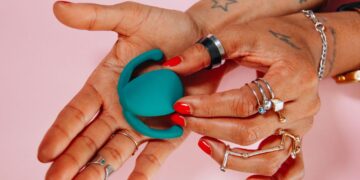 Ce beneficii aduce folosirea jucăriilor erotice
