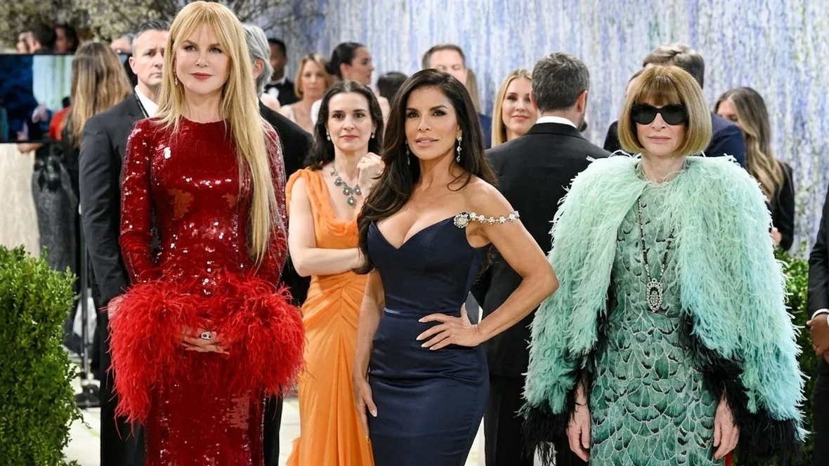 Adevarul din spatele Met Gala. Afacerea de 42 milioane dolari controlata de seful Amazon