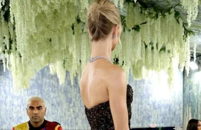 Secretul rochiei de la Met Gala 2026. Povestea incredibila din spatele aparitiei vedetei
