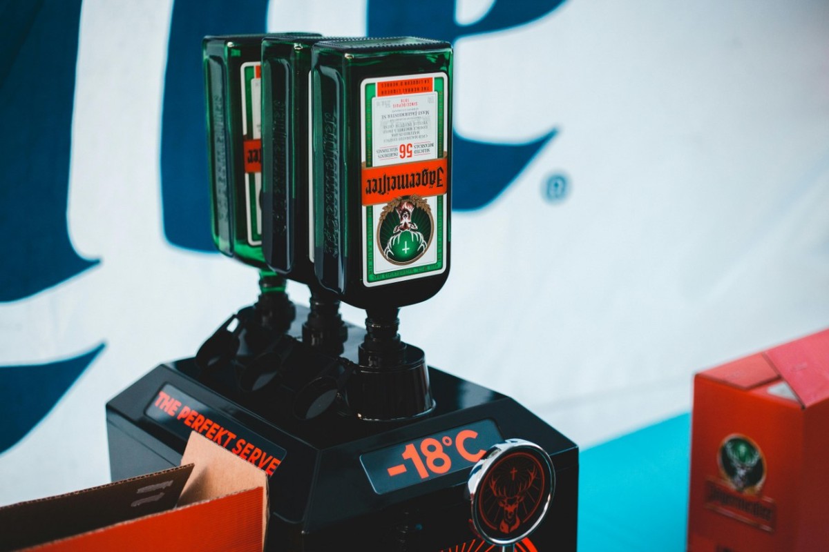 De ce Jägermeister este una dintre cele mai apreciate băuturi din lume