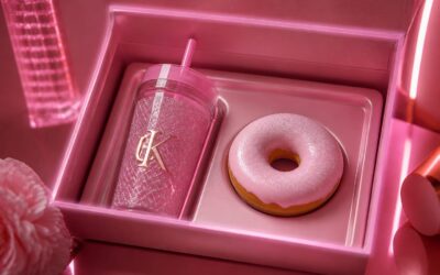 Kylie Jenner a lansat pentru Dunkin o campanie în roz pal cu trei băuturi disponibile ACUM