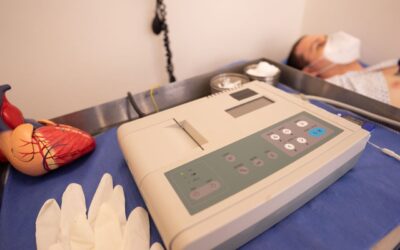 Coronarografie vs. angioplastie cu stent: ce diferențe sunt și când se face fiecare?