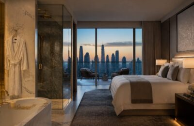 Sunday Rose a fost fotografiată la un hotel din Portofino cu tarife de la 7.775 de dolari australieni pe noapte