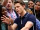 Tom Holland a fost emoționat de mesajul unui bărbat care a renunțat la alcool inspirat de el