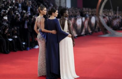 Zendaya, Anne Hathaway și Lupita Nyong’o au atras atenția la premiera The Odyssey din New York City