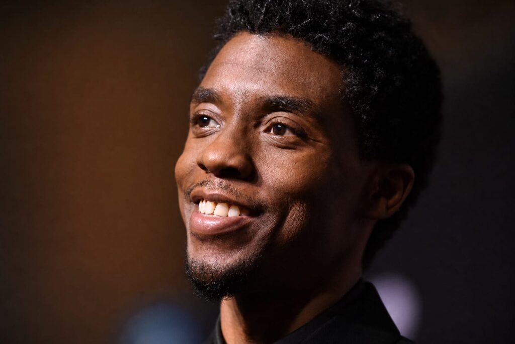 Văduva lui Chadwick Boseman contestă cererea fraților de a fi înlăturată de la administrarea succesiunii